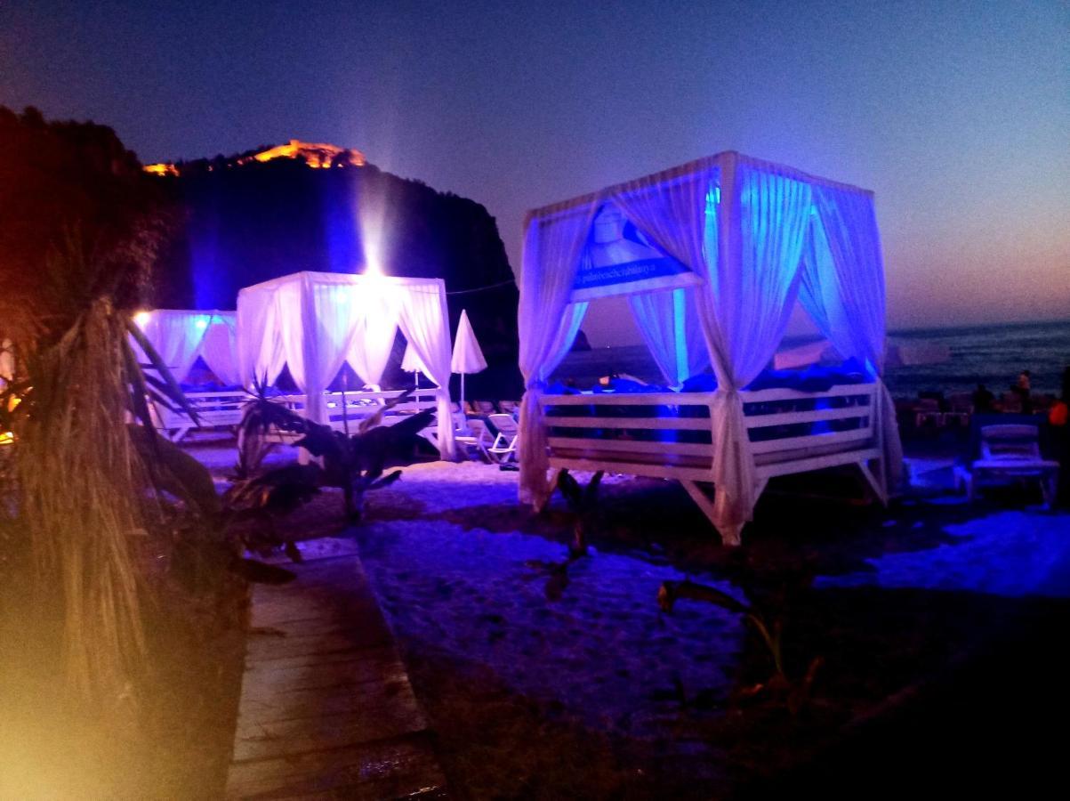 Beautiful Sultan House At Cleopatra Beach 1 With Umbrellas, Balcony, Barbecue, Private 100mbps Wifi, Smart Tv, Table Games, Vip Trans-fer - Beautiful Apartmenthouse * Alanya